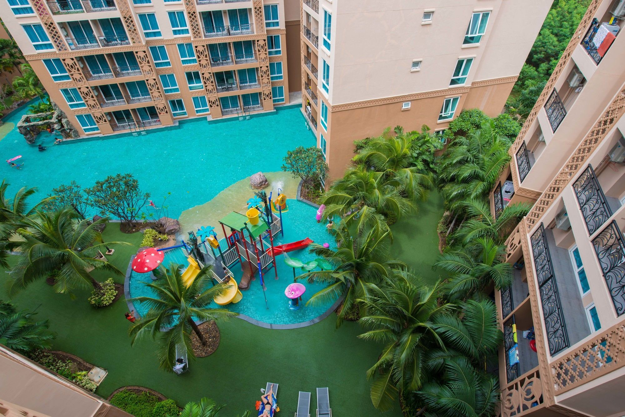 Atlantis Pattaya High Service Jomtien Beach Dış mekan fotoğraf