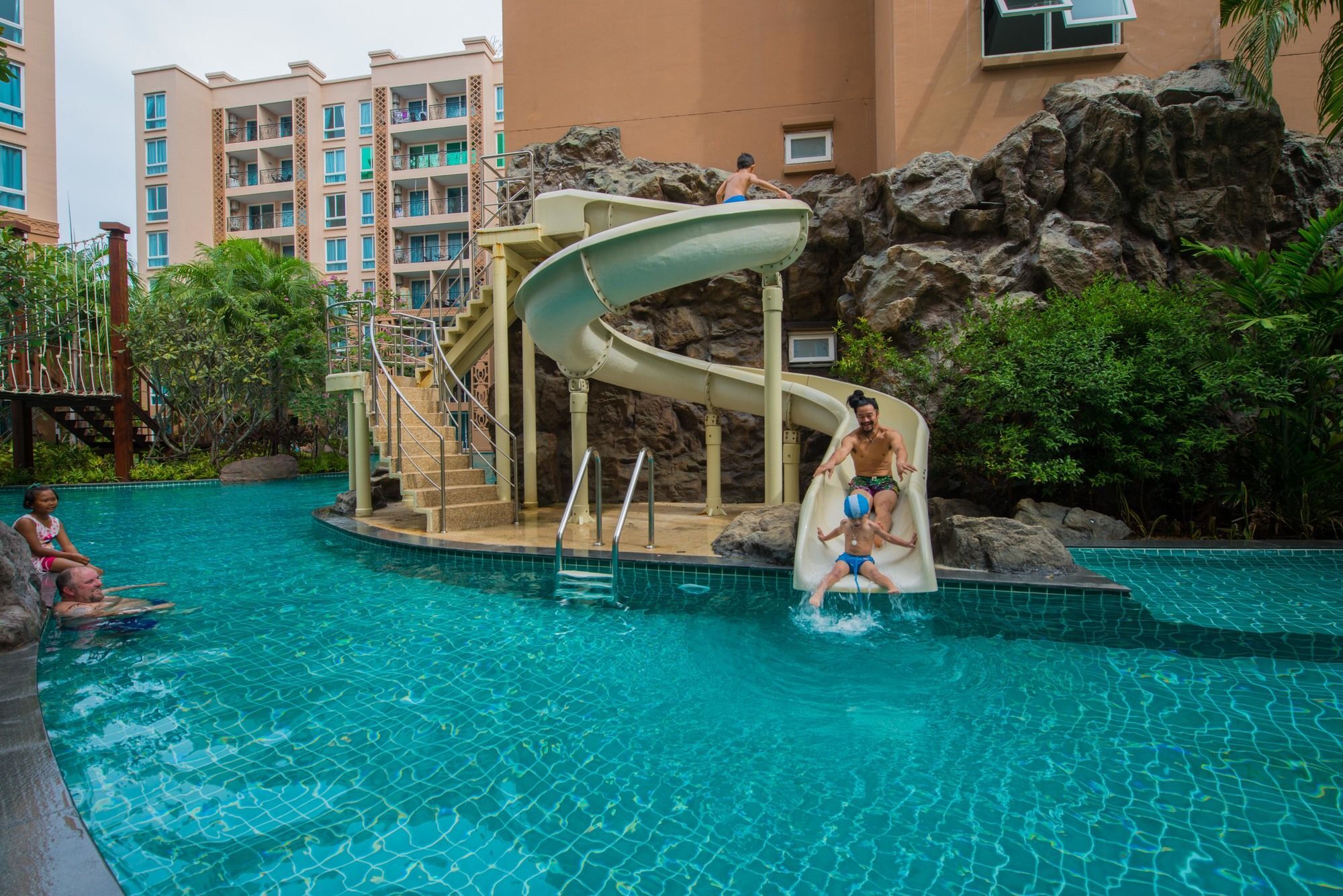 Atlantis Pattaya High Service Jomtien Beach Dış mekan fotoğraf